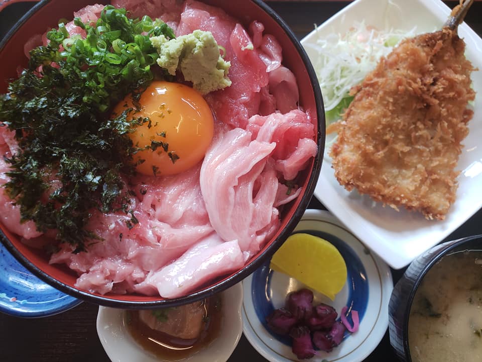 朝獲れ地魚食堂 ふるはうす に行ってきたよ 小虎くんから写真レポが届きました 神奈川県 わんこokレストランの詳細 おでかけわんこ部 愛犬とのおでかけスポット カフェ 宿 を紹介